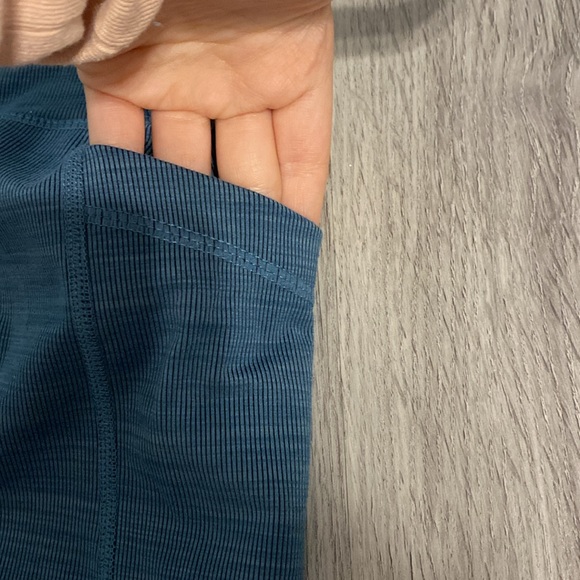 Blue Ribbed Leggings - Picture 4 of 4